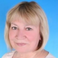Устинова Ираида
